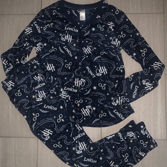 Other - Women’s Harry Potter pajama set M L